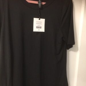 NWT Agnes & Dora Half sleeve tiered tunic Black M